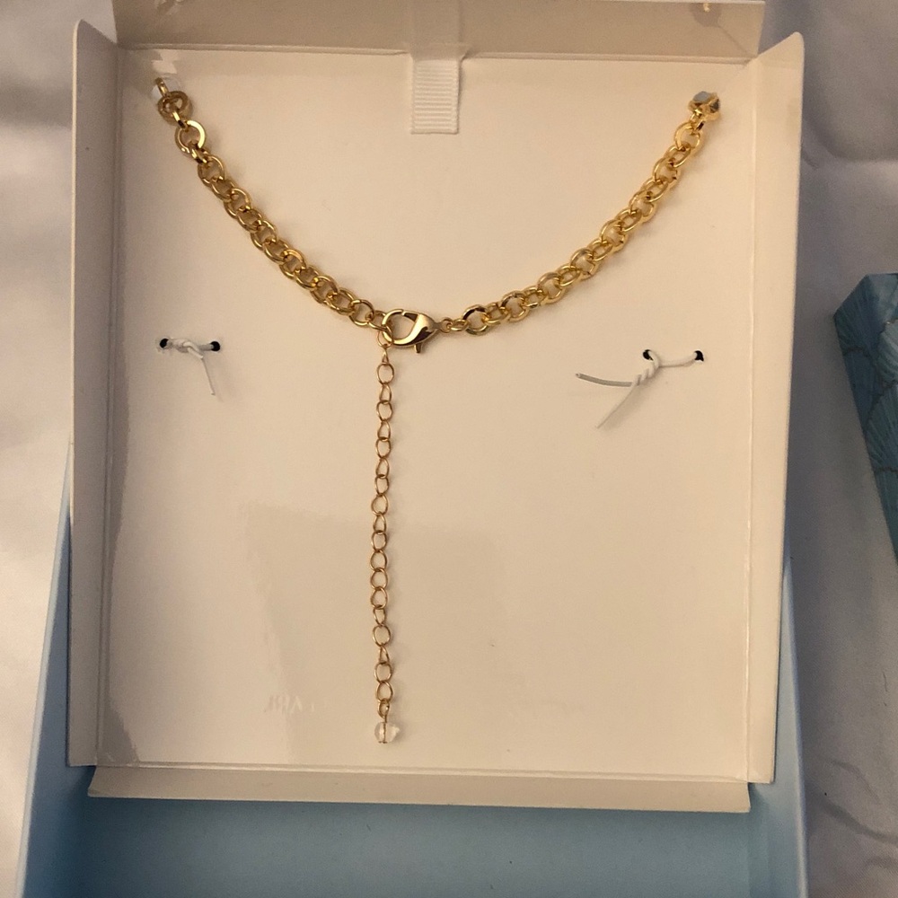 House of Harlow 1960 Gold Tone Freshwater Pearl, Shell & Metal Charm  Necklace - Picture 10 of 16
